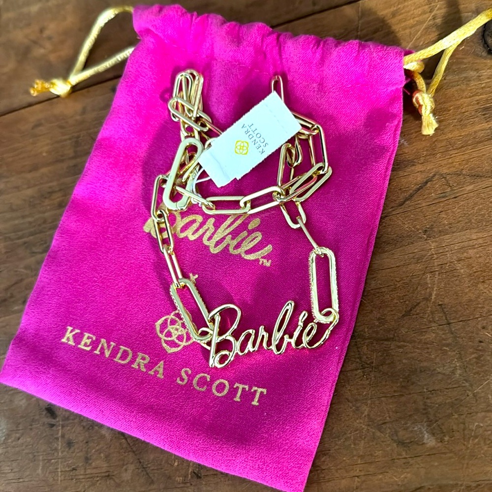 The SOLD OUT Kendra Scott BARBIE Nameplate Necklace!🩷